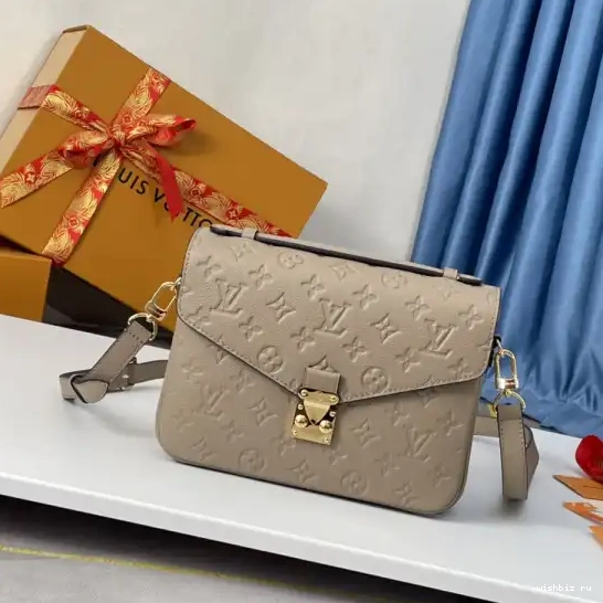 WIS POCHETTE LOUIS MÉTIS VUITTON 0509